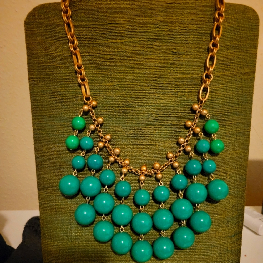 Stella & Dot Green Vintage Necklace